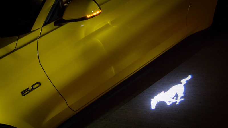 Illustration for article titled I Can’t Decide Between A New Ford Mustang GT Or An Old Boss 302